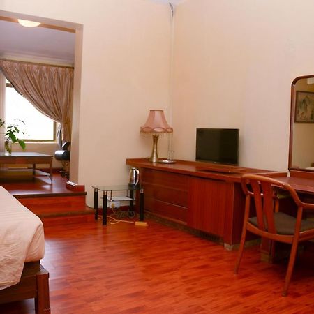 Fang Fang Hotel Kampala Bagian luar foto