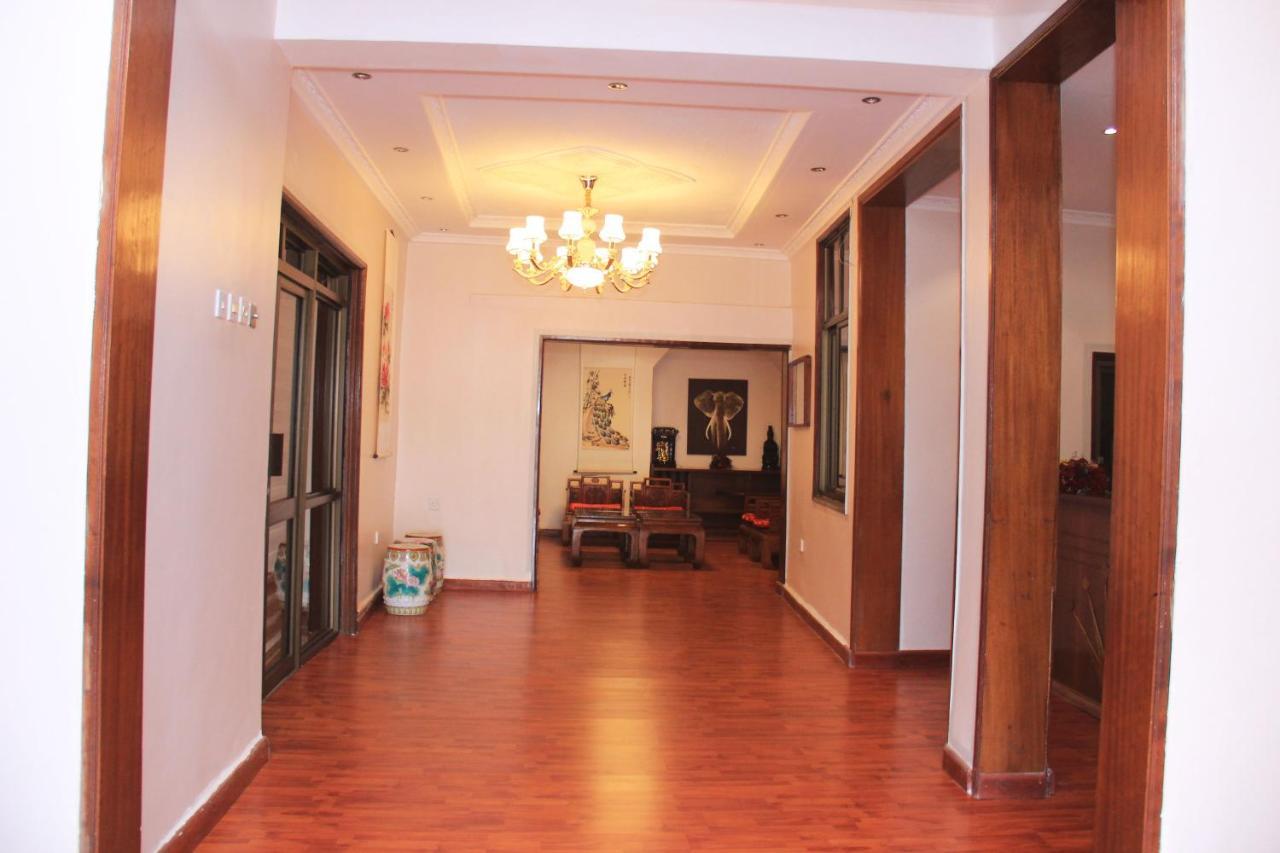 Fang Fang Hotel Kampala Bagian luar foto